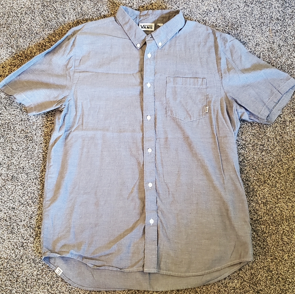 Vans Short Sleeve Button-down (Size L)
